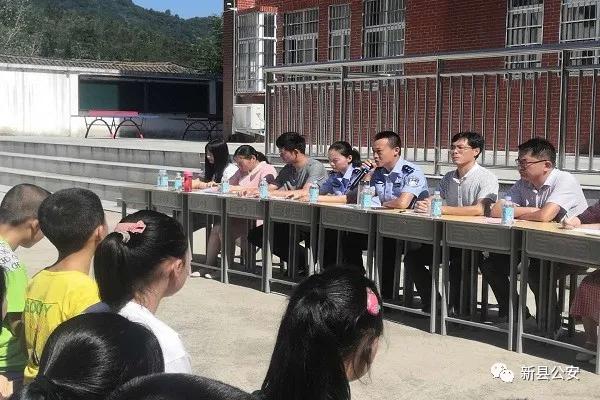 学校法治教育课程对青少年行为习惯的深远影响