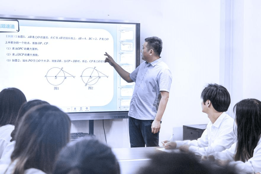 教育科技发展趋势，从课堂到虚拟学习的革新之路